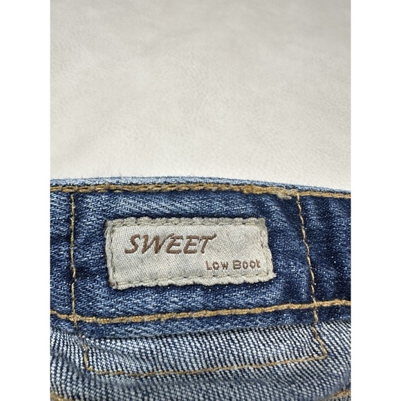Big Star Women's Sweet Low Boot Jeans Medium Wash Distressed Made In USA Size 30 - Picture 13 of 13